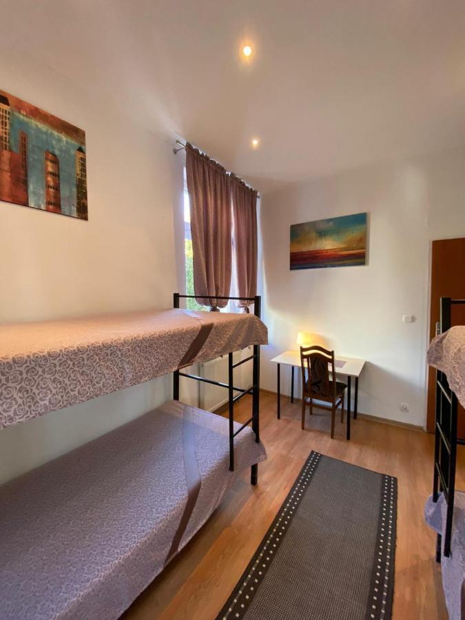 Hostel Piaseczno Piaseczno  Kültér fotó