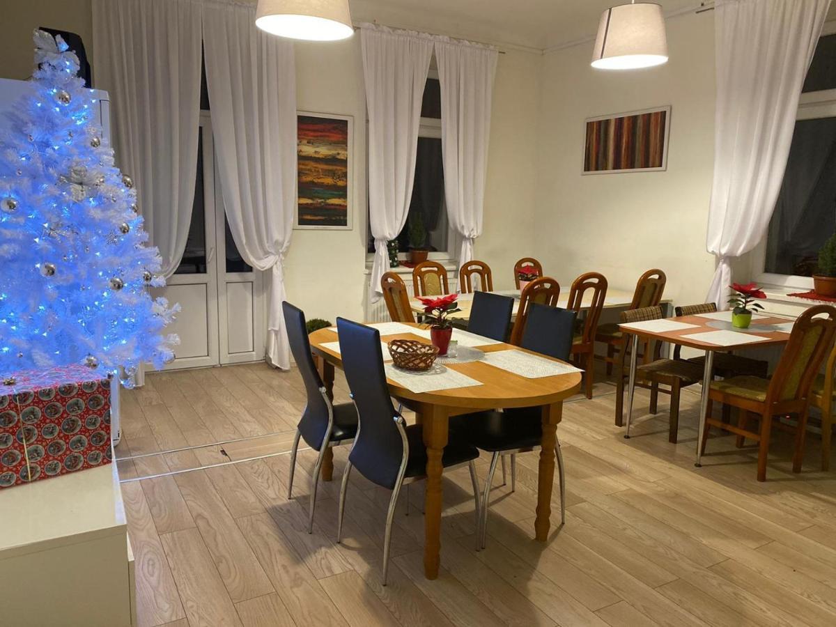 Hostel Piaseczno Piaseczno  Kültér fotó