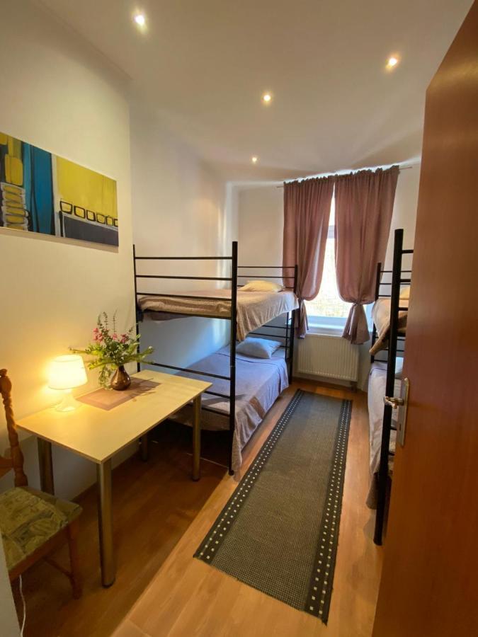 Hostel Piaseczno Piaseczno  Kültér fotó